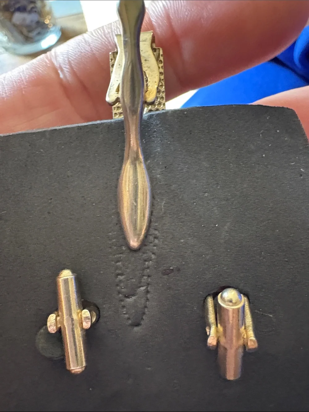 Vintage Gold-Tone Teardrop Mother-of-Pearl Cufflinks and Tie Clip Set Great Gift